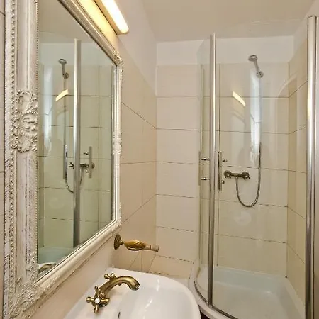 فندق مبيت وإفطار كاسيل إن وارسو