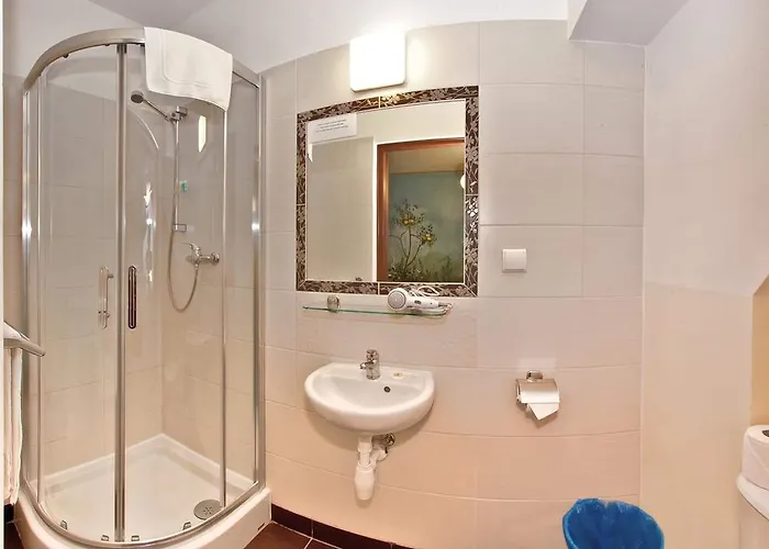 Castle Aparthotel 3*